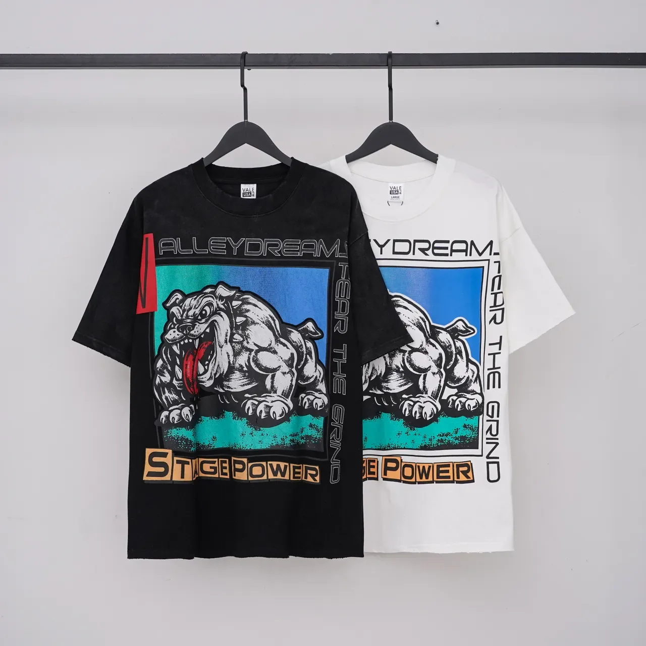 Valley Dreams Bulldog Graphic Print T-Shirt 6