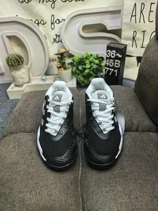 White and Green Lifestyle Sneakers 20