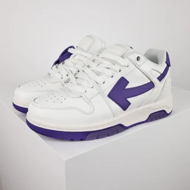 White and Purple Arrow Logo Low-Top Lifestyle Sneakers 2