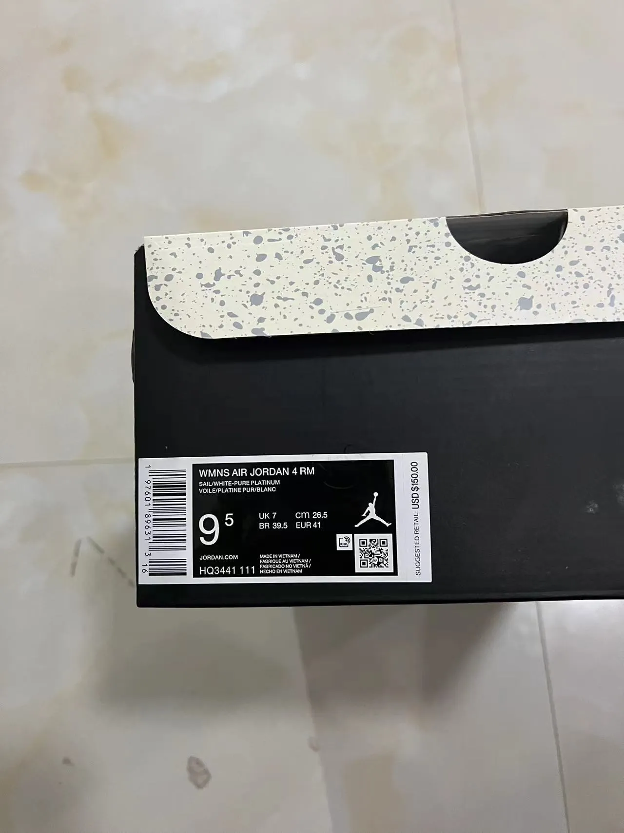 White and Silver Glitter Air-Cushioned Chunky Lifestyle Sneakers 10