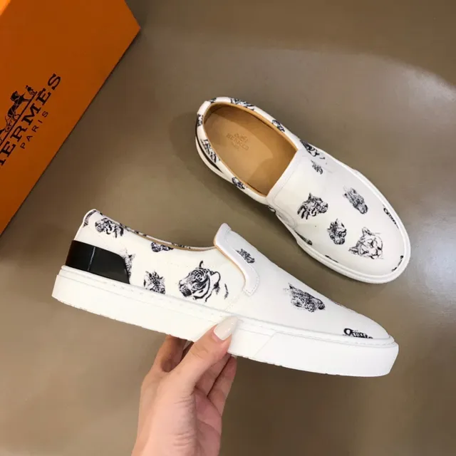 White Animal Print Slip-On Canvas Shoes 6