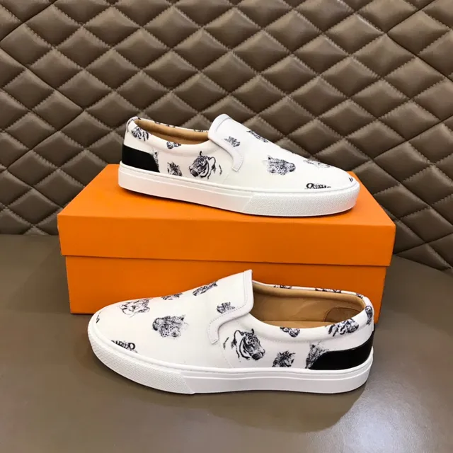 White Animal Print Slip-On Canvas Shoes 7