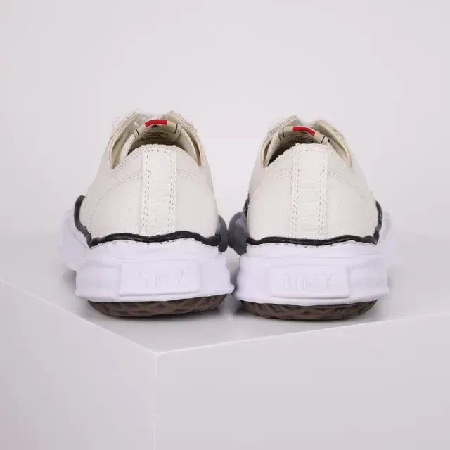 White Black Canvas Upper Sculpted Layered Midsole Sneakers 8