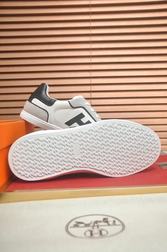 White Gray Low-Top Mixed Leather-Suede Upper Sneakers 3