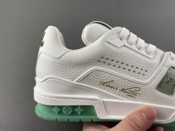 White Green Perforated Upper Mint Contrast Sole Lifestyle Sneakers 3
