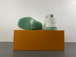 White Green Perforated Upper Mint Contrast Sole Lifestyle Sneakers 16
