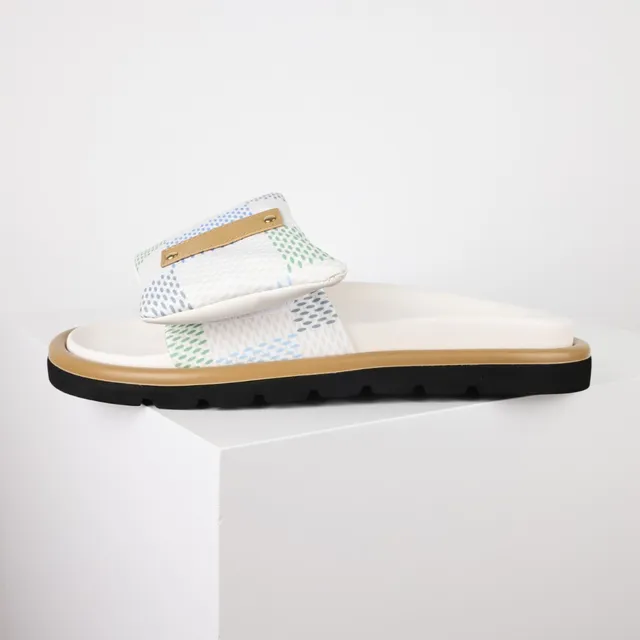 White Multicolor Patterned Textile Upper Padded Footbed Slippers 9