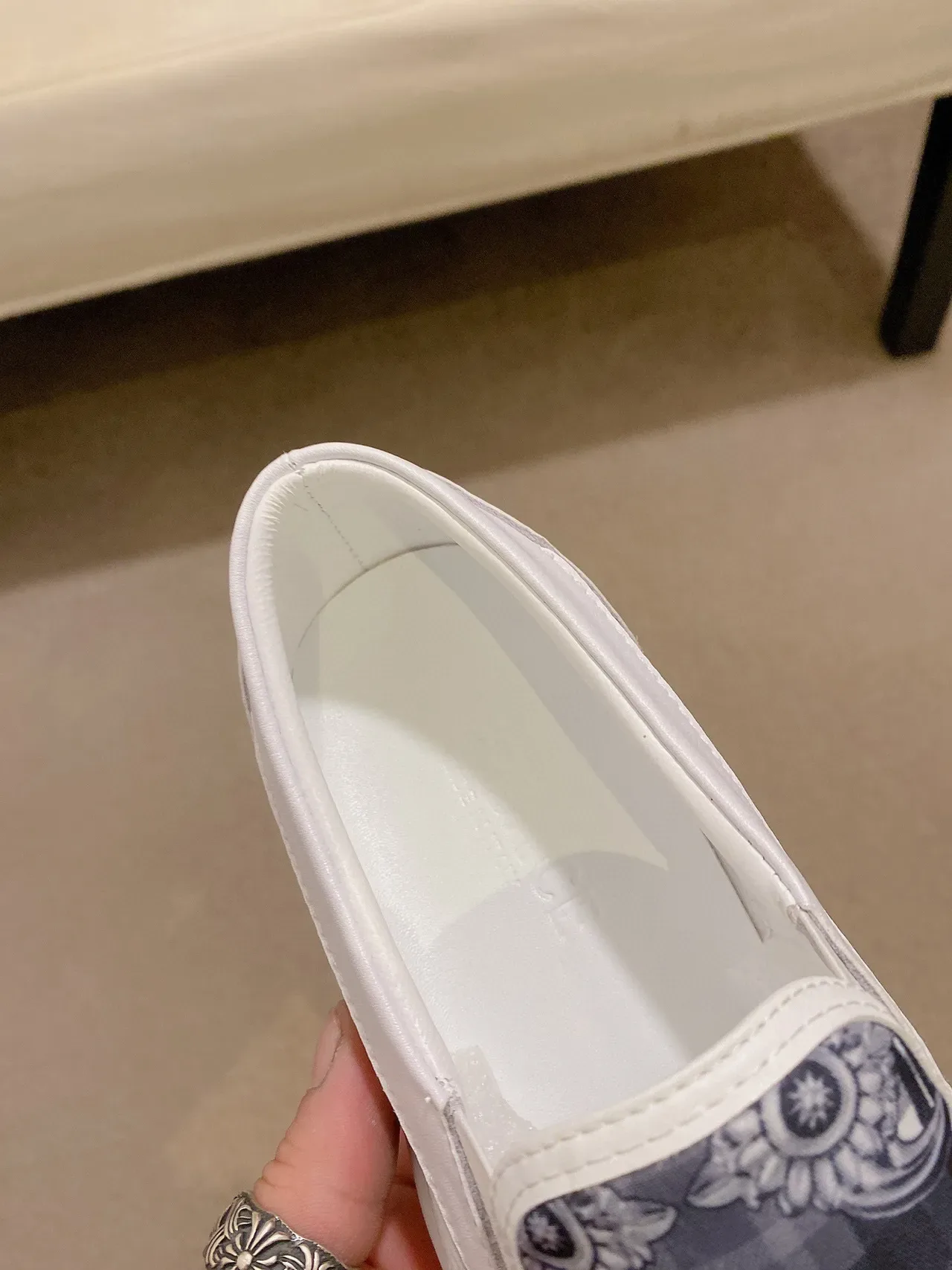 White Navy Slip-On Baroque-Print Fabric Upper Sneakers 5