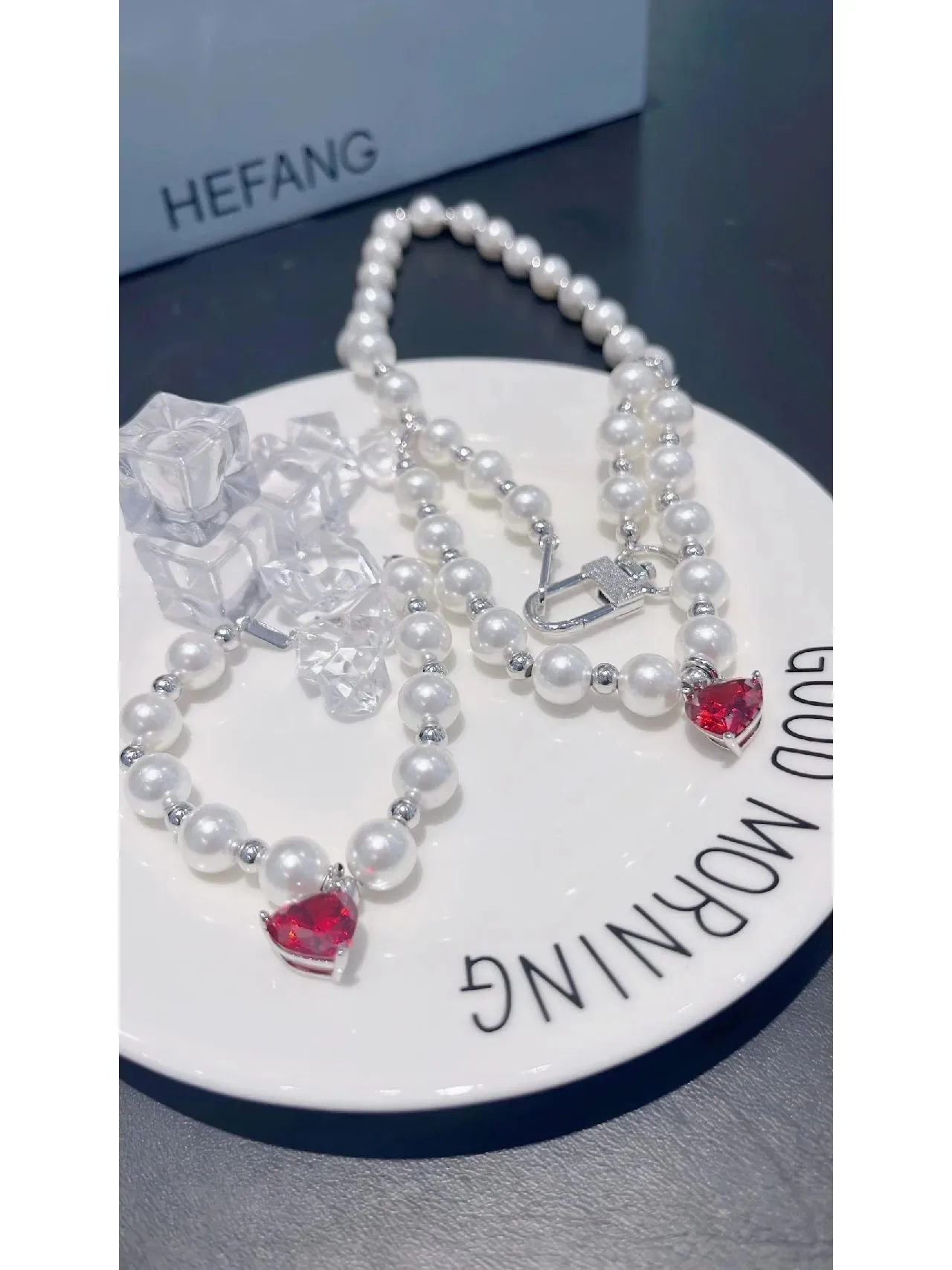 White Red Pearl-Beaded Heart-Charm Pendant Bracelet 6