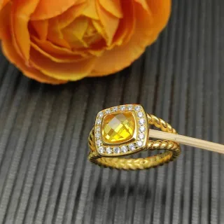 Yellow Gold Cushion-Cut Central Stone Halo Of Pavé Clear Stones Ring