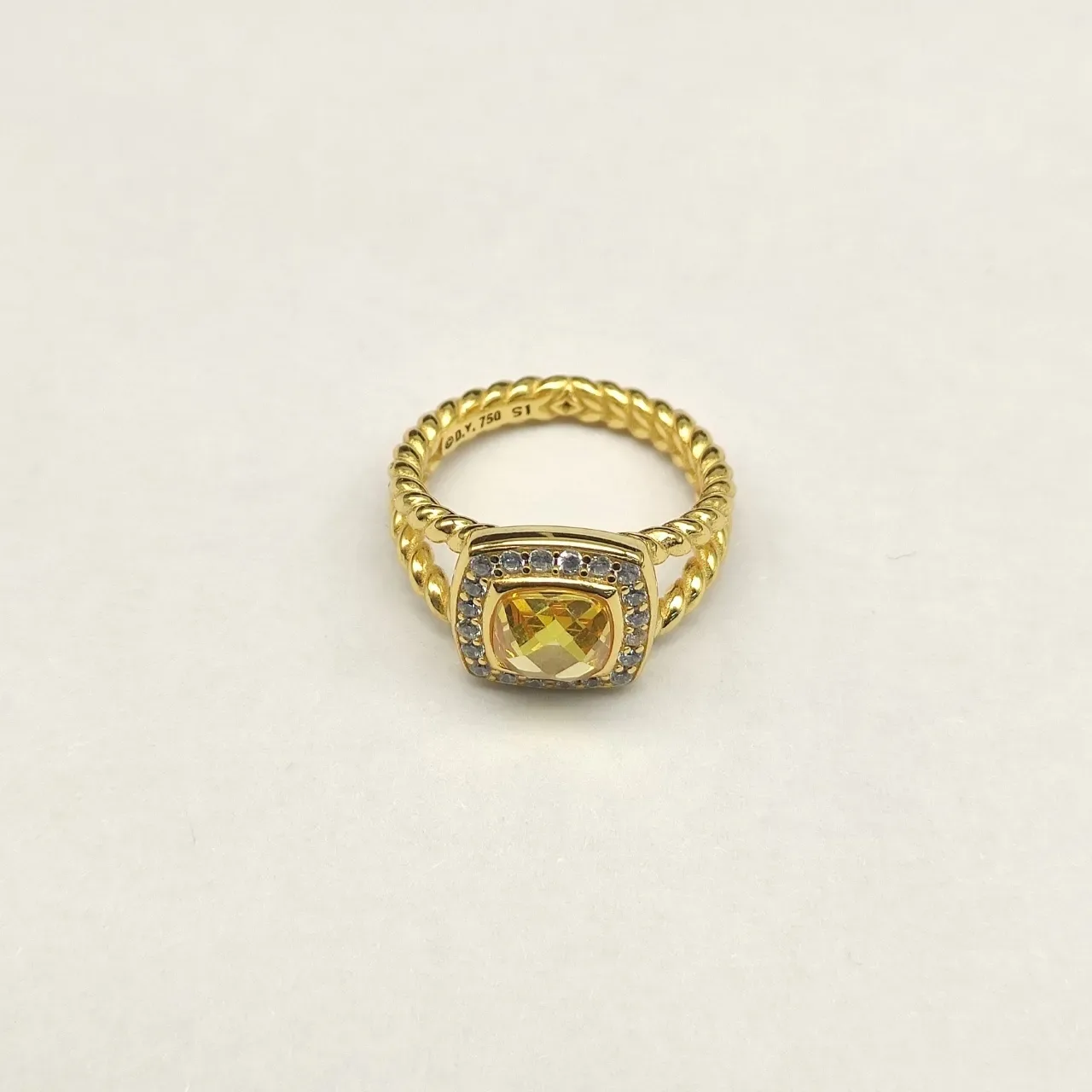 Yellow Gold Cushion-Cut Central Stone Halo Of Pavé Clear Stones Ring 2