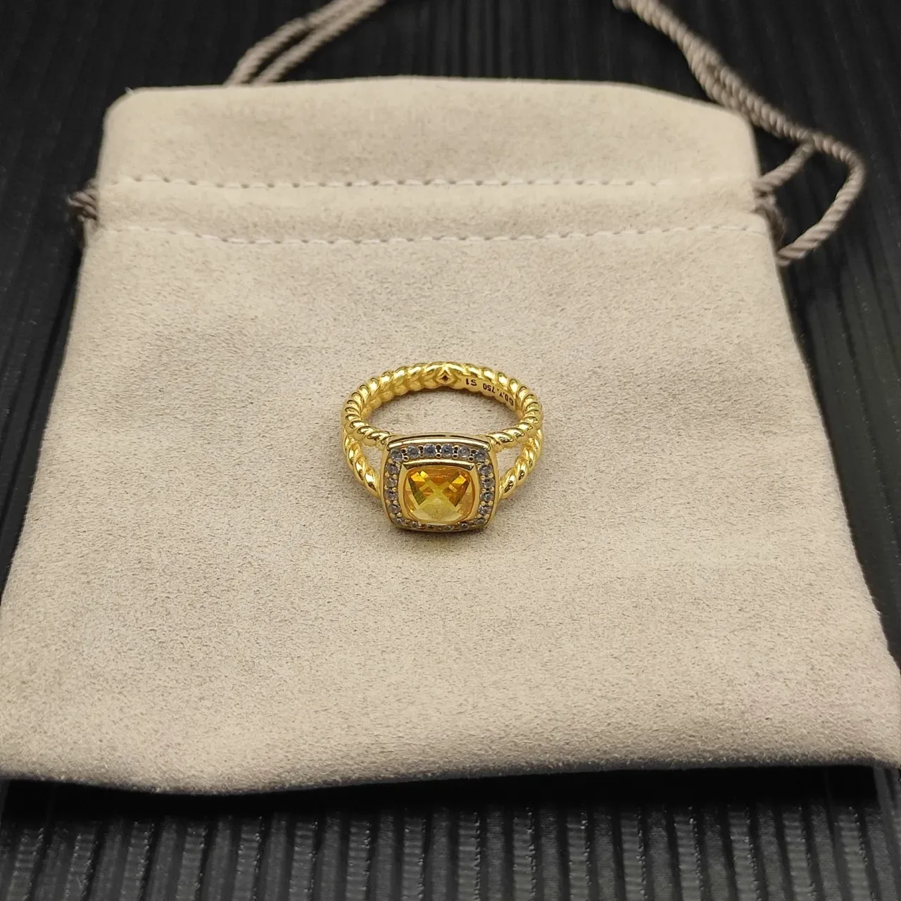 Yellow Gold Cushion-Cut Central Stone Halo Of Pavé Clear Stones Ring 4