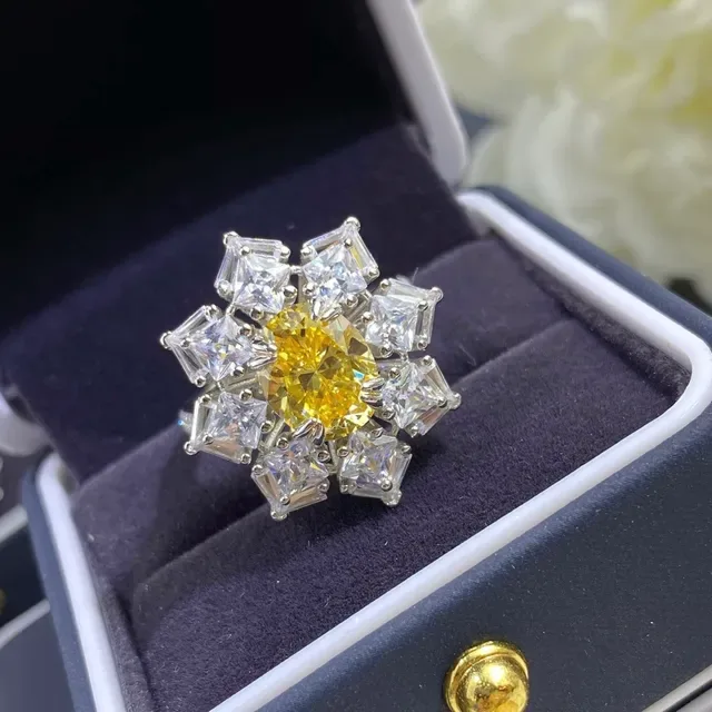 Yellow Silver Cluster Floral/starburst Setting Ring 3