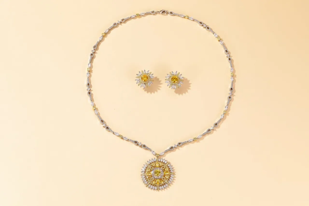 Yellow Silver Sunburst Pendant Multi-Stone Halo Necklace 3