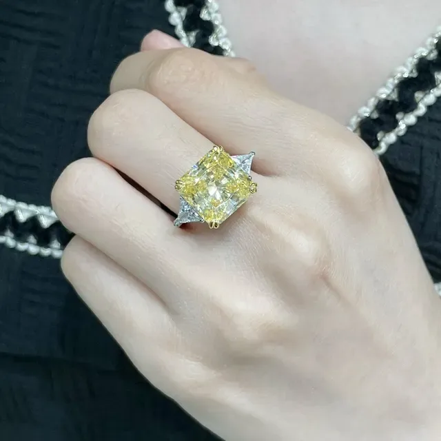 Yellow Square-Cut Gemstone Trillion Accent Three-Stone Ring 9
