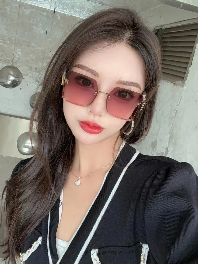 Gentle Monster H-Series Oversized Gradient Pink-Red Sunglasses 8