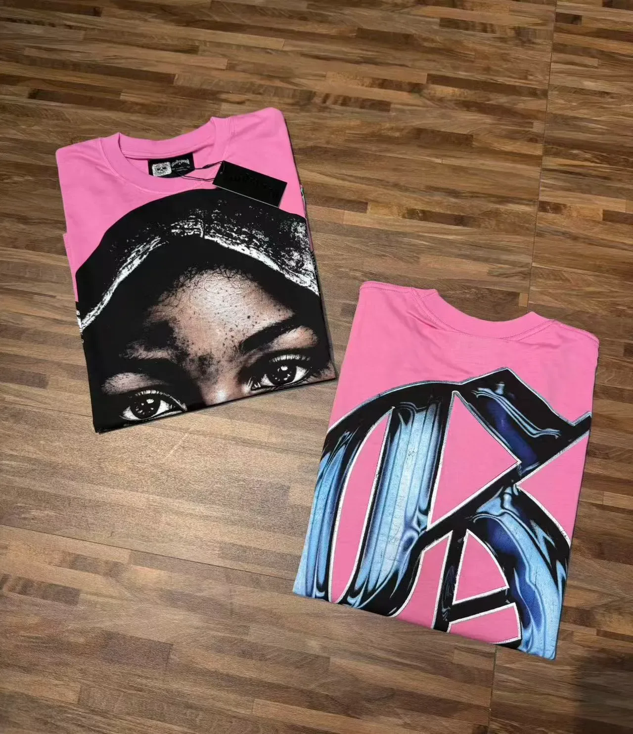 Godspeed Graphic-Print Hooded Face Motif Pink T-Shirt 5