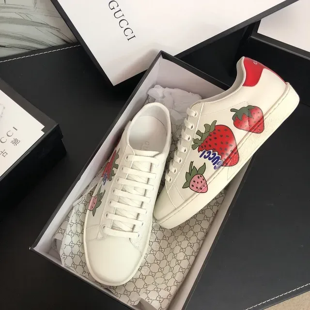 Gucci Ace Strawberry Print White Lifestyle Sneakers 7