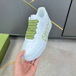 Gucci Ace أبيض وليمي جرين Script Logo سنيكرز لايف ستايل