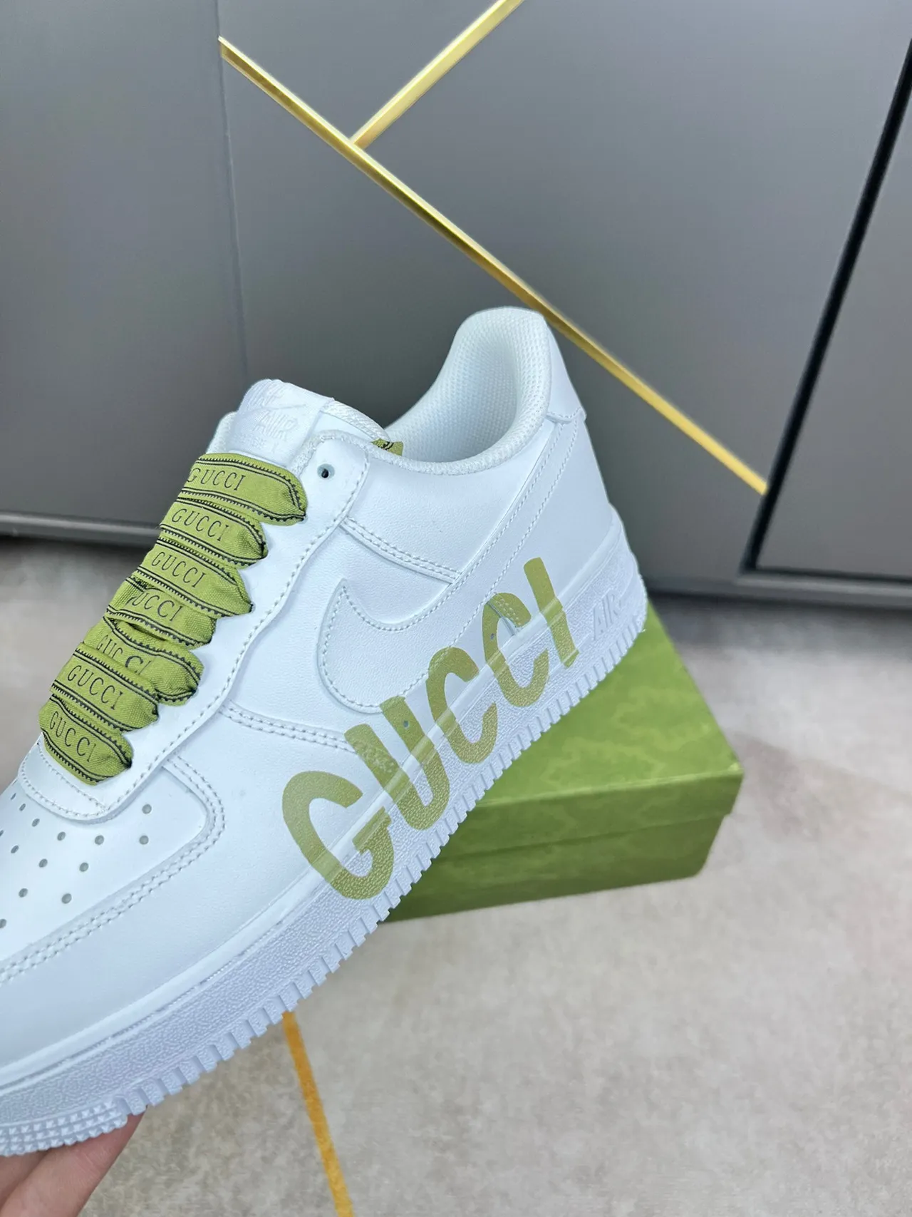 Gucci Ace White and Lime Green Script Logo Lifestyle Sneakers 3
