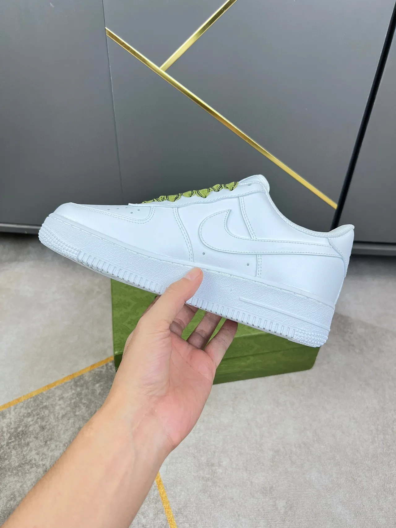 Gucci Ace White and Lime Green Script Logo Lifestyle Sneakers 5