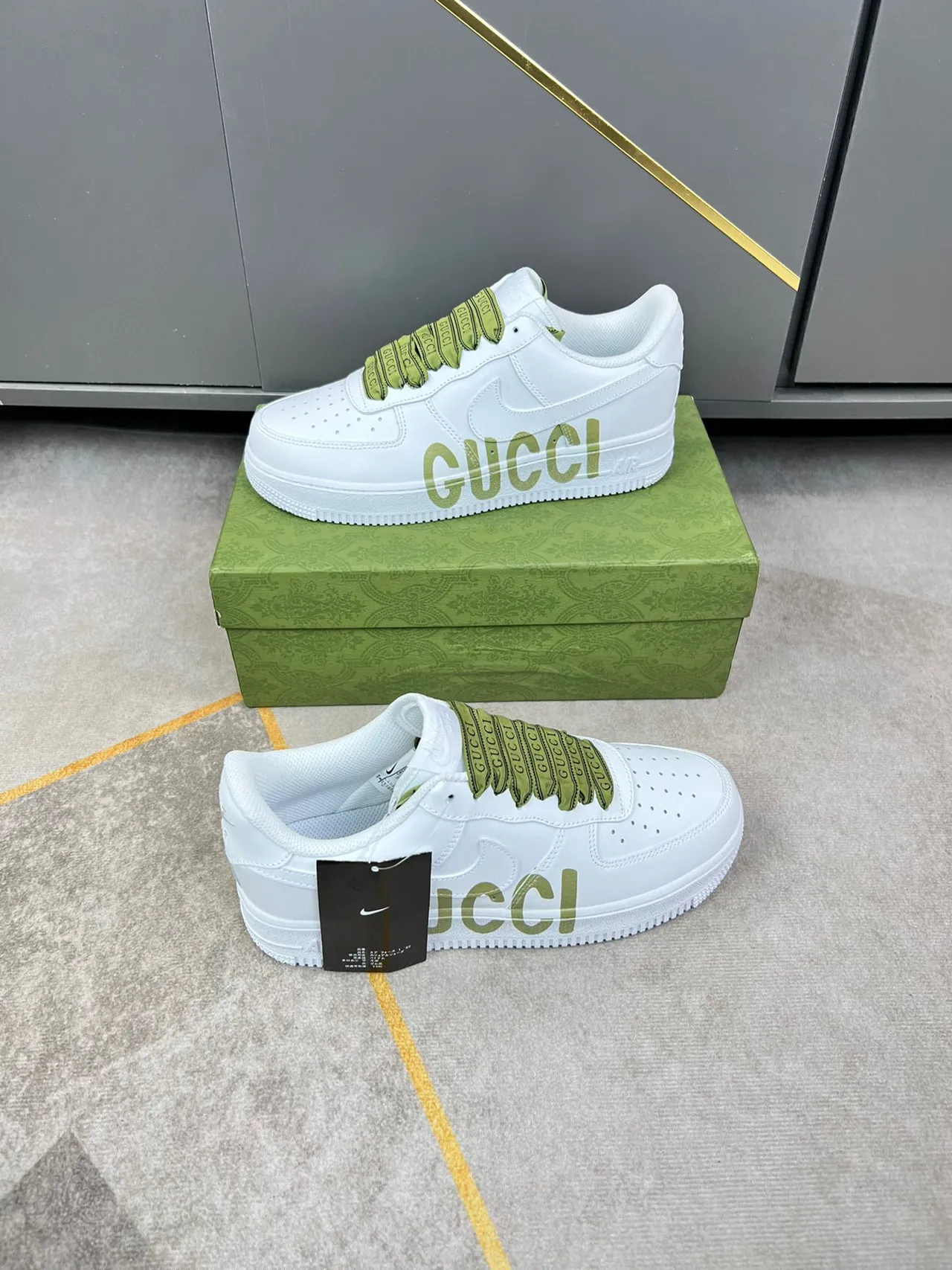 Gucci Ace White and Lime Green Script Logo Lifestyle Sneakers 7