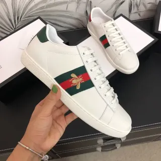 Gucci Ace أبيض أخضر أحمر ويب شريط تطريز نحل حذاء أسلوب حياة