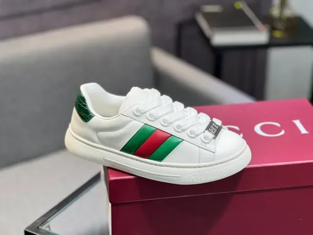 Tênis Gucci Ace Lifestyle Brancos Vermelhos Verdes com Listra Web 3