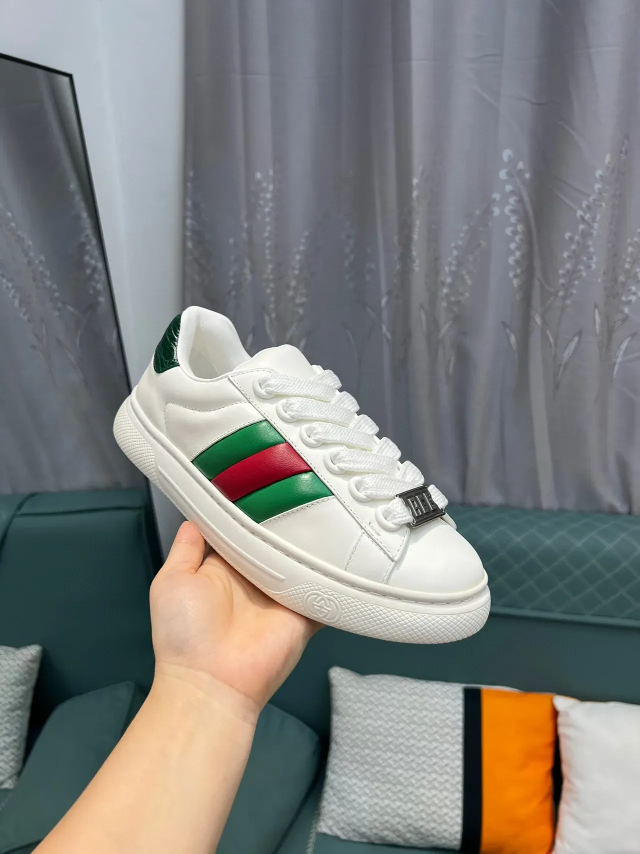 Tênis Gucci Ace Lifestyle Brancos Vermelhos Verdes com Listra Web 7