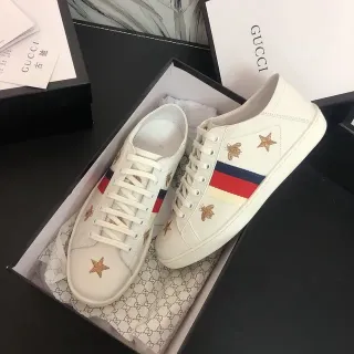 Gucci Ace White Red Leather Low-Top Web Stripe Detail Lifestyle Sneakers