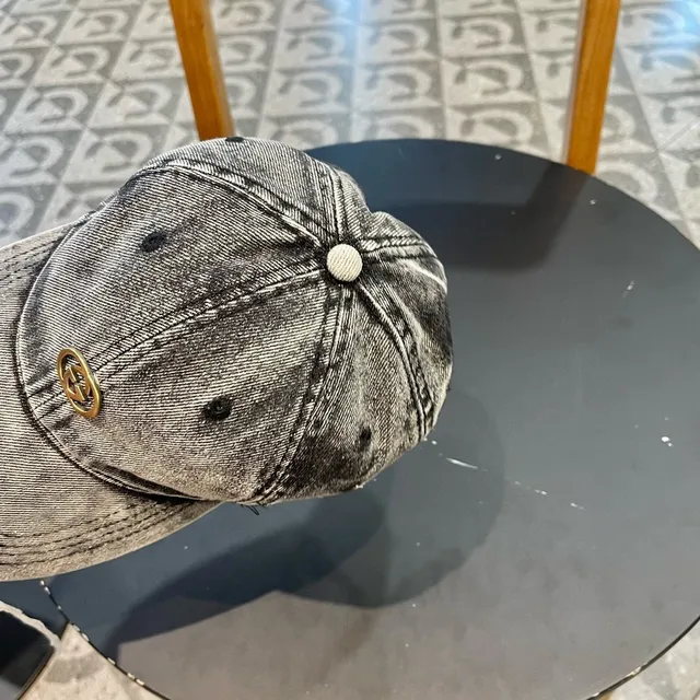Gucci Casquette de béisbol de denim avec lavage acide 7