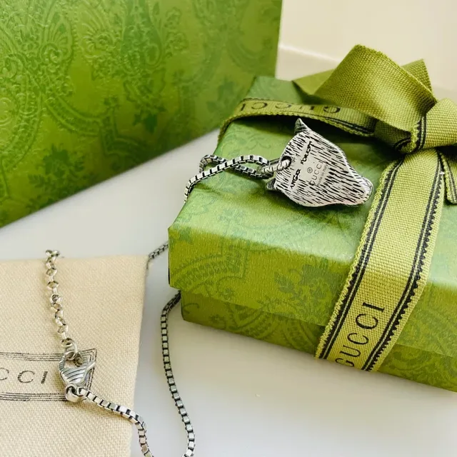 Gucci Animal Head Pendant Silver Necklace 3