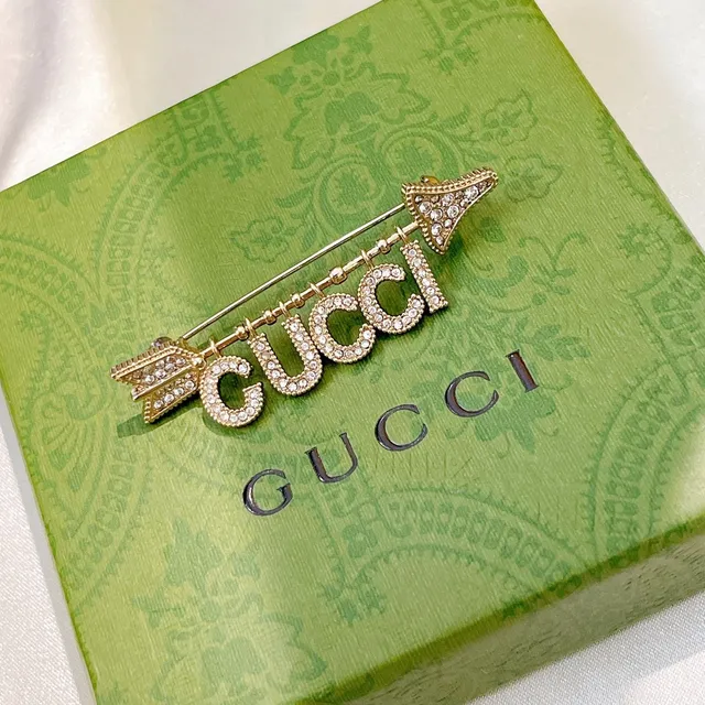 Gucci Arrow Crystal Brooch Houndstooth Blazer 3