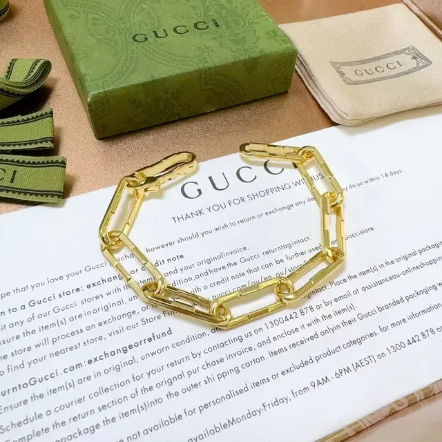 Gucci Bamboo Chain Gold-Tone Rectangular Link Bracelet 9