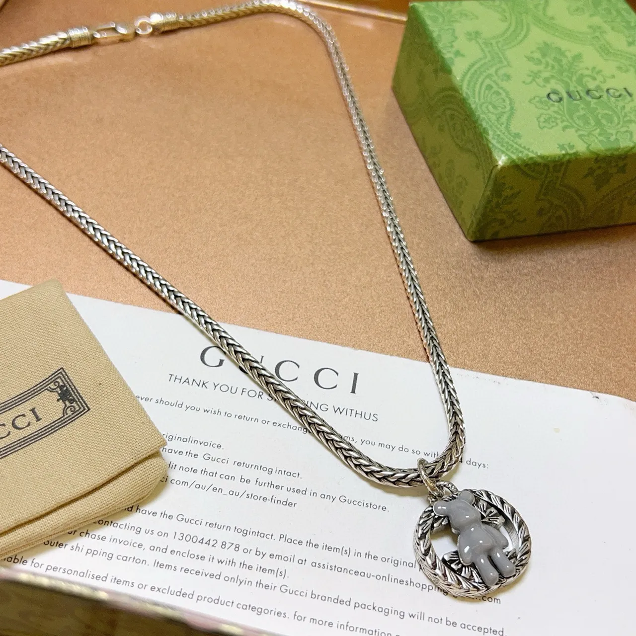 Gucci Bear Motif Silver Gray Braided Chain Wreath-Framed Pendant Necklace 4