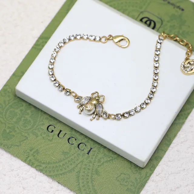 Gucci Bee Motif Crystal and Pearl Bracelet 6