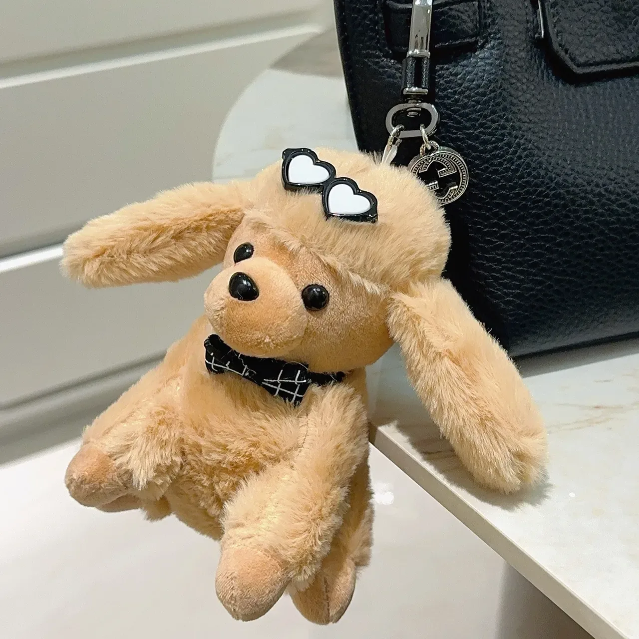 Gucci Beige Black Plush Dog Silhouette Heart-Shaped Sunglasses Crossbody Bag 3