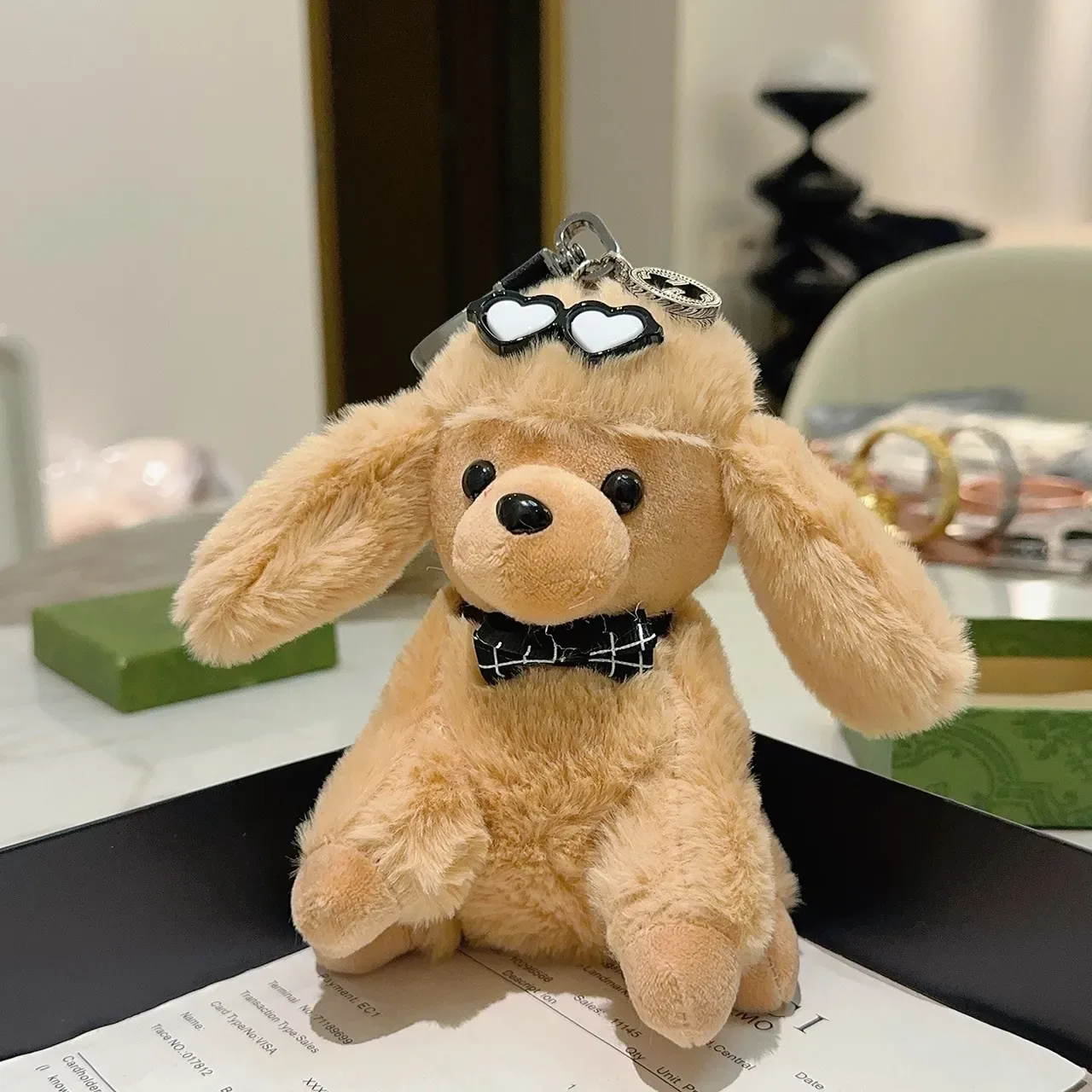Gucci Beige Black Plush Dog Silhouette Heart-Shaped Sunglasses Crossbody Bag 6