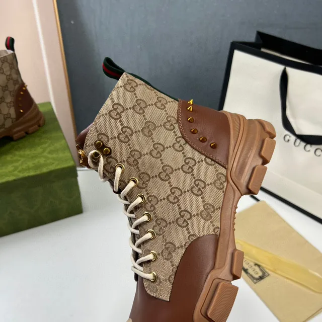 Gucci Bottes de travail GG Monogram toile beige marron avec accents en cuir 3