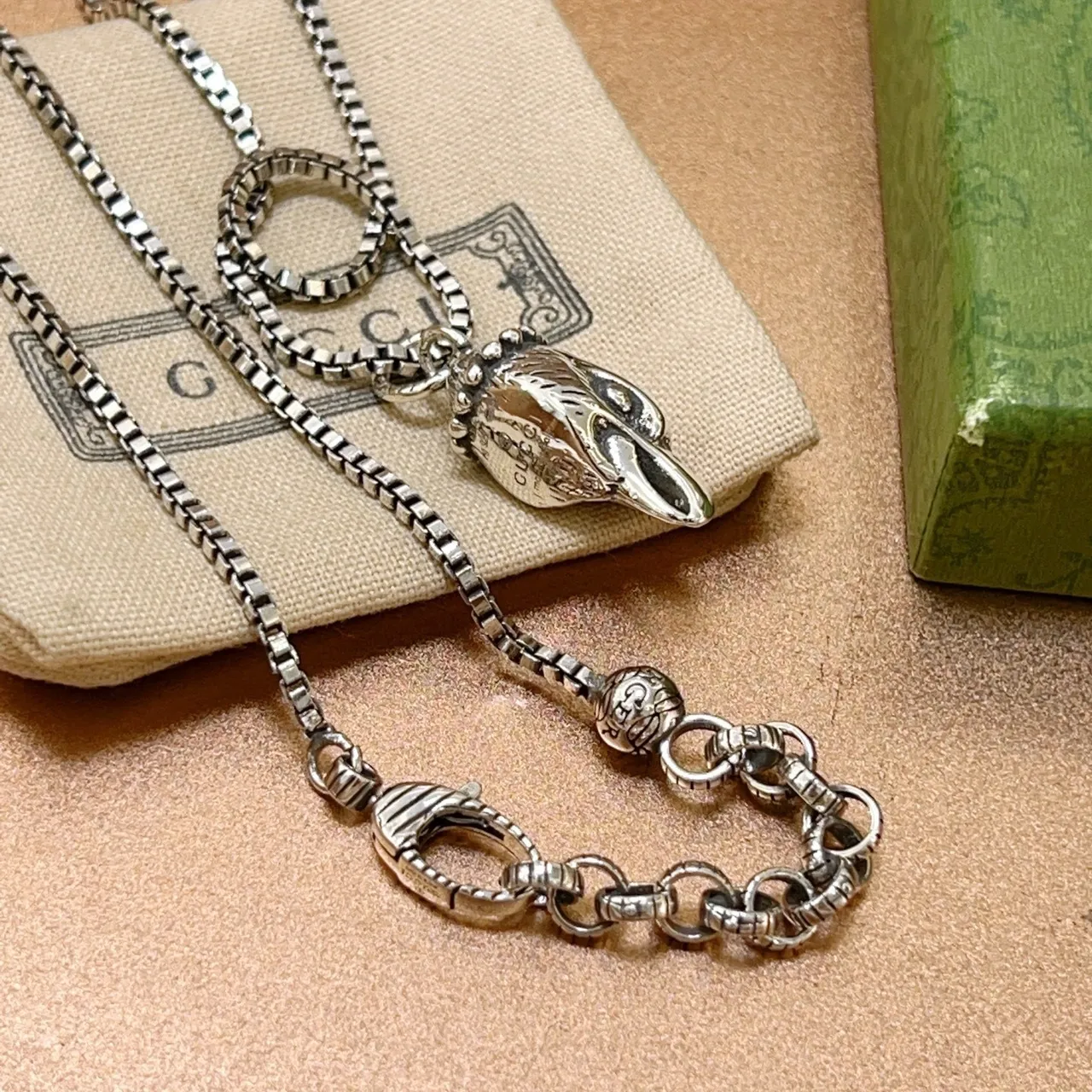 Gucci Bird Head Pendant Box-Link Chain Necklace 9