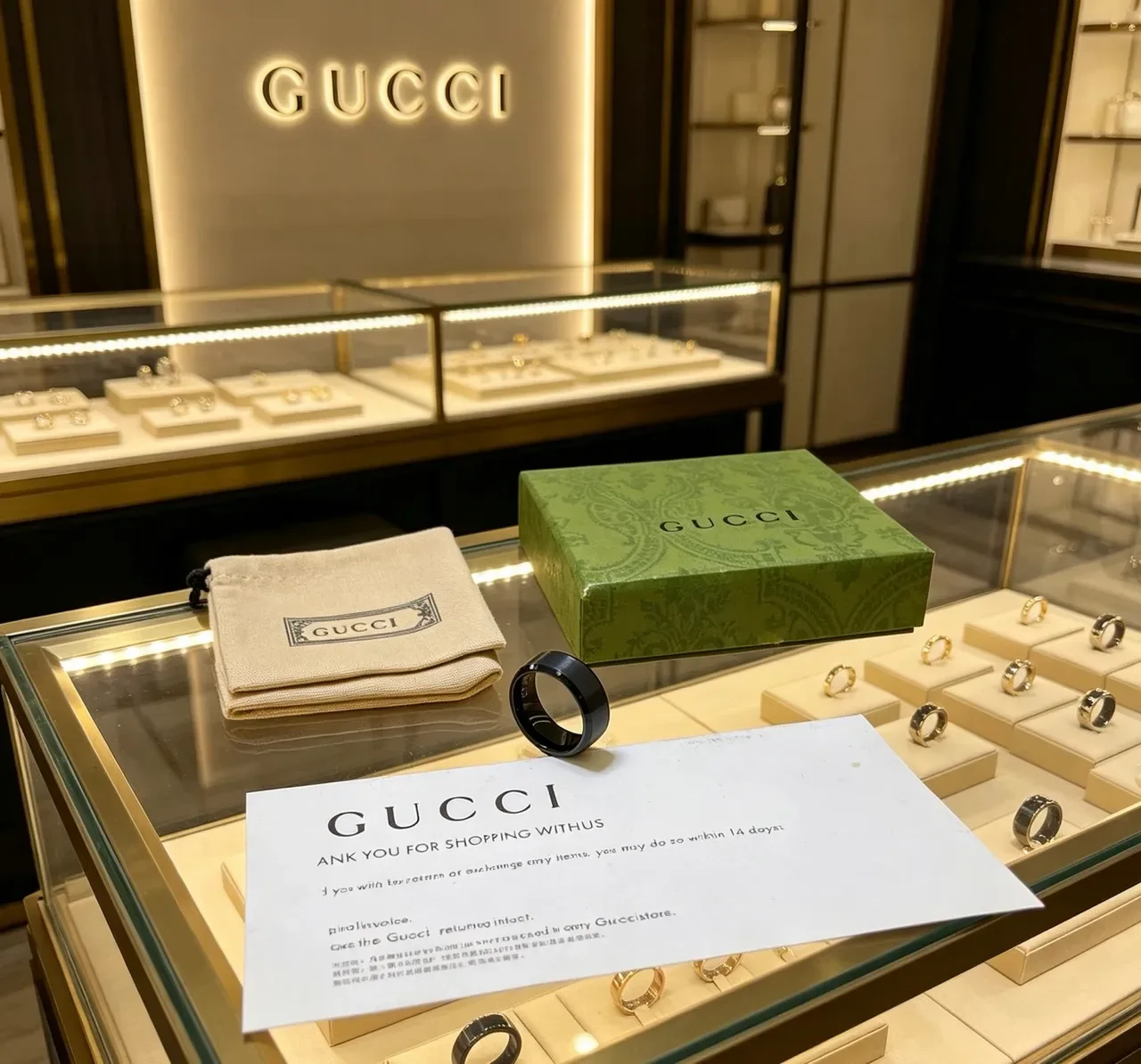 Gucci Black Matte Polished Beveled Ring 7