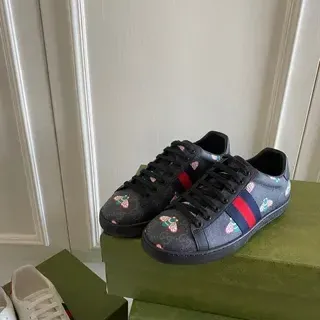 Gucci Black Multicolor Low-Top Monogram Canvas Lifestyle Sneakers