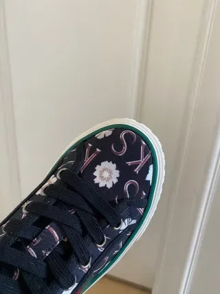 Gucci Black Multicolor Printed Floral-Letter Upper Web Stripe Detail Lifestyle Sneakers 4