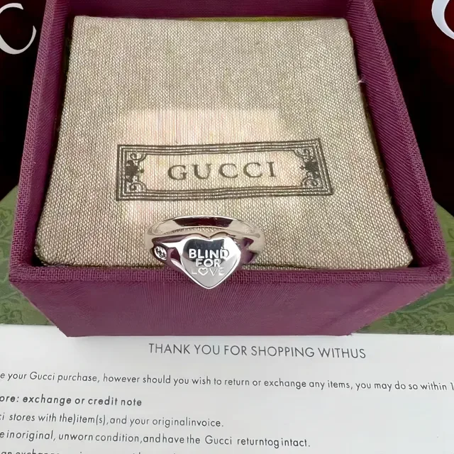 Gucci Blind for Love Silver Gold Heart-Shaped Signet-Style Ring 5