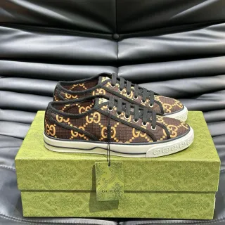 Gucci بني ذهبي GG Monogram Canvas Low-Top Silhouette Lifestyle Sneakers