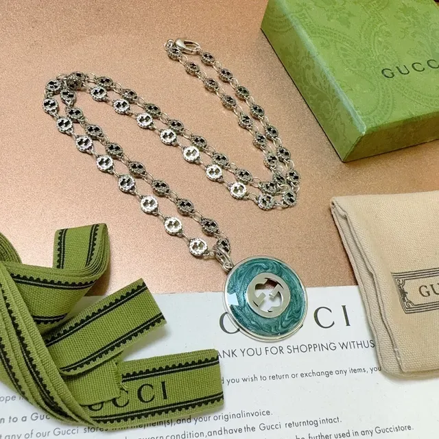 Gucci Circular Enamel Interlocking G Pendant Necklace 6