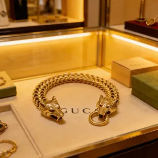 Gucci Dionysus Gold Wolf-Head Terminals Bracelet