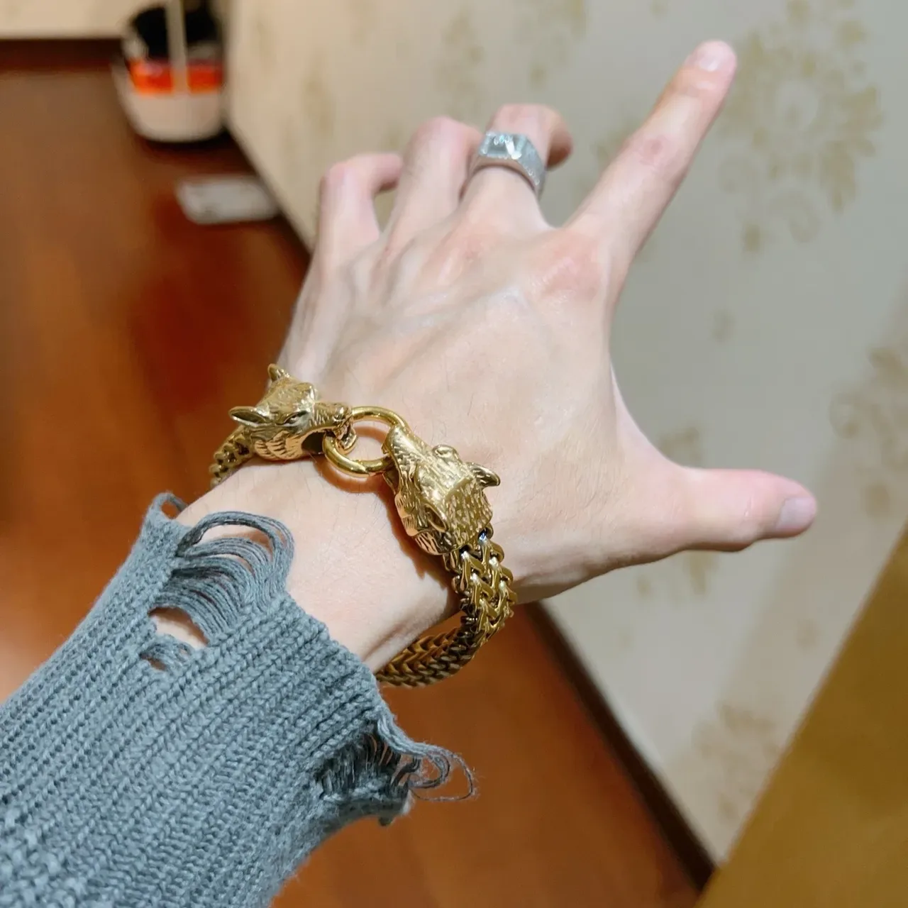 Gucci Dionysus Gold Wolf-Head Terminals Bracelet 8