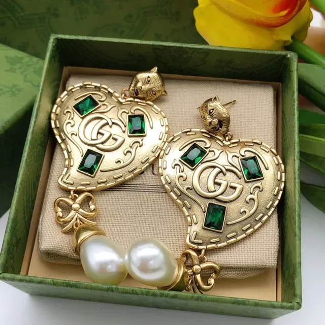 Gucci Dionysus-inspired Heart Gold Green Tiger Head Stud Earrings 3