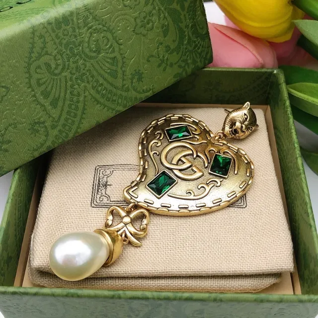 Gucci Dionysus-inspired Heart Gold Green Tiger Head Stud Earrings 5